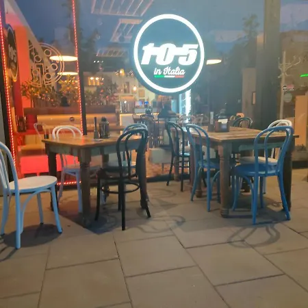 First -- Zoliborz 4 דירה