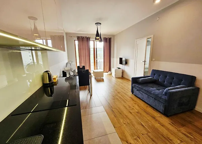 First -- Zoliborz 4 Lejlighed